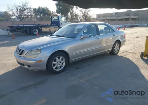 2002 Mercedes-Benz S 500 z USA, uszkodzony, nr VIN WDBNG75J52A233265